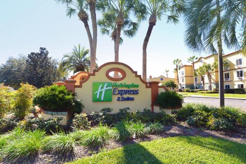 Фотографии гостиницы
Holiday Inn Express Hotel & Suites - The Villages, an IHG Hotel