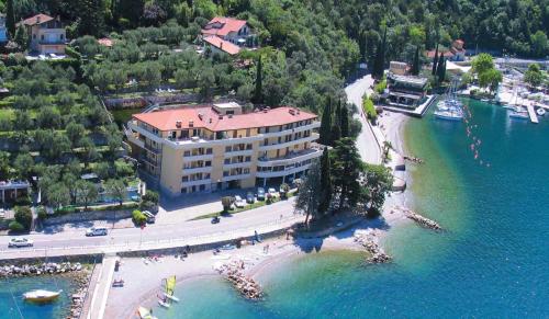 Фотография апарт отеля Torbole Aparthotel