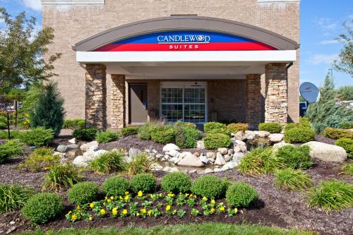 Фотографии гостиницы
Candlewood Suites Indianapolis Airport, an IHG Hotel