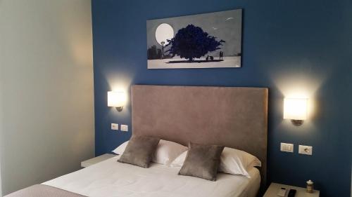 Фотография гостевого дома Eighty Four Luxury Rooms