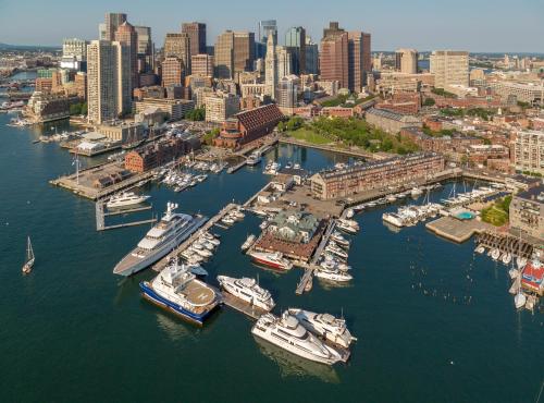 Фотография мини отеля Boston Yacht Haven
