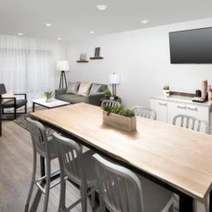 Фотографии гостиницы
WoodSpring Suites Seattle Redmond