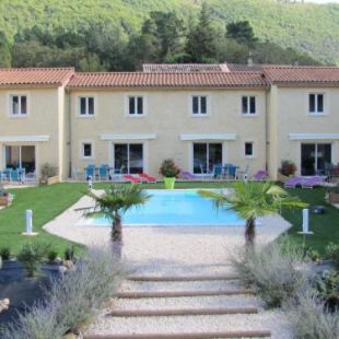 Фотография гостевого дома Scenic Holiday Home in Gagnières with Private Swimming Pool
