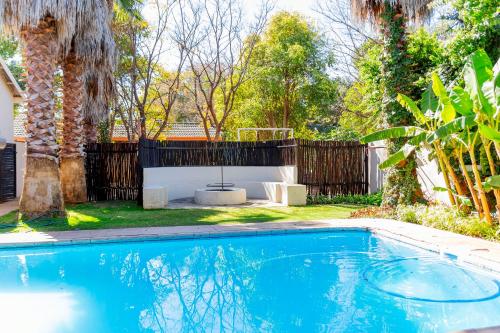 Фотография гостевого дома Silver Swan Accommodation