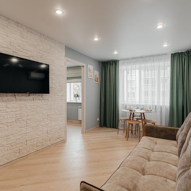 Фотографии квартиры 
            Апартаменты 2комнатная в центре рядом с озером Кабан