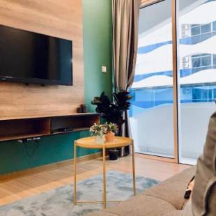 Фотографии апарт отеля
The Wave Suites by BeeStay Management