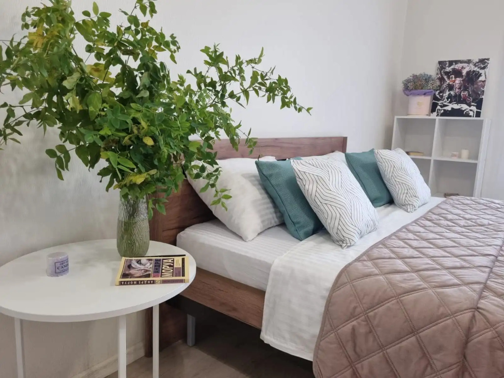 Фотография квартиры Квартира Просторная уютная и современная студия на Родонитовой 35