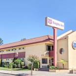 Фотография мотеля Vantage Point Inn - Woodland Hills