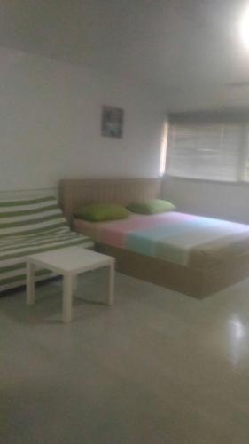 Фотография гостевого дома Room in Apartment - Airport Transfer Bangkok apartment