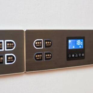 Фотографии гостиницы
Lavande Hotel Chongqing West Station Baguo Cheng