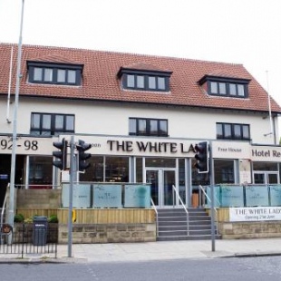 Фотография гостиницы The White Lady Wetherspoon