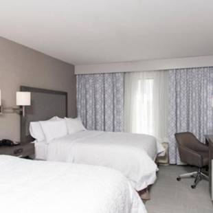 Фотографии гостиницы 
            Hampton Inn and Suites Michigan City