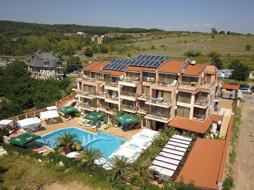 Фотография гостиницы Семеен хотел Golden Place