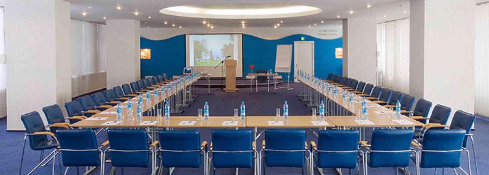 Фотография конференц-зала Балтиец на 150 человек