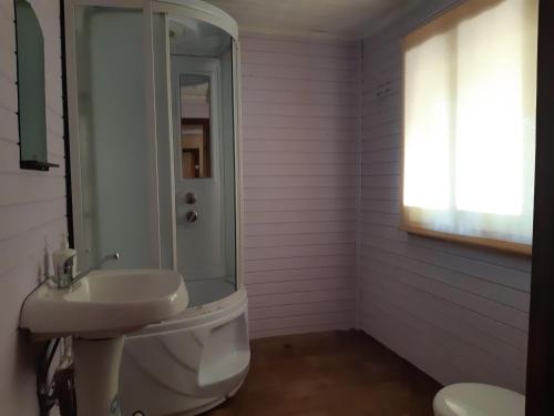 Фотографии гостевого дома 
            База Отдыха в Полях