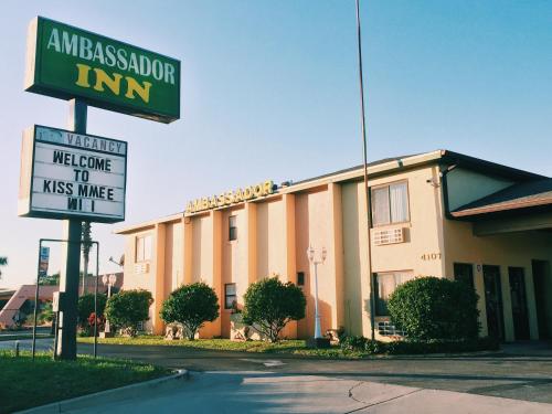 Фотография мотеля Ambassador Inn