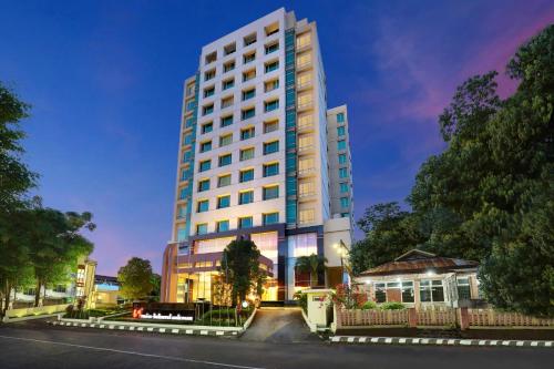 Фотография гостиницы Swiss-Belhotel Maleosan Manado