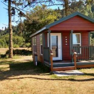 Фотографии кемпинга
Crescent Beach and RV Park