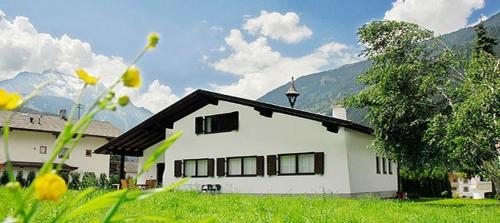 Фотография гостевого дома Ahorn Chalet