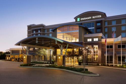 Фотография гостиницы Embassy Suites Jackson - North/Ridgeland