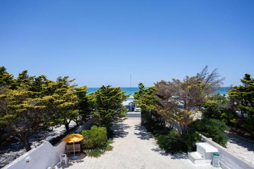 Фотографии гостевого дома 
            Villa fronte spiaggia con 3 camere e 2 bagni m730