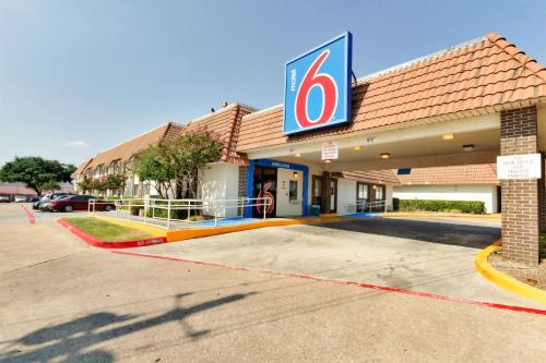 Фотография гостиницы Motel 6-Duncanville, TX - Dallas
