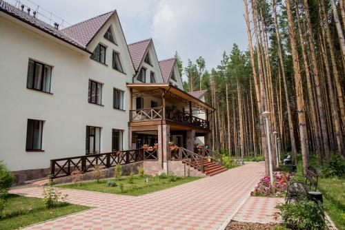 Фотографии базы отдыха 
            Горнолыжный комплекс Кандры-Куль