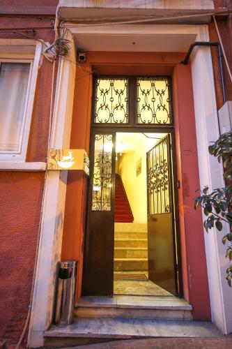 Фотография апарт отеля Azre Hotel