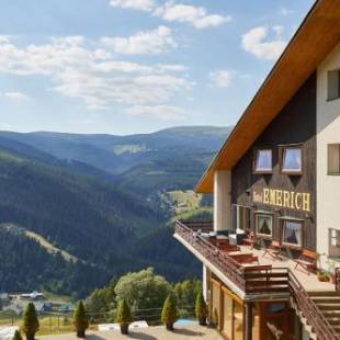 Фотографии гостиницы
Hotel Emerich