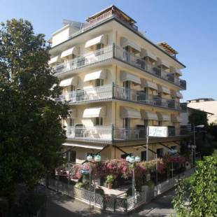 Фотографии гостиницы
Albergo Vittoria