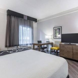 Фотографии гостиницы
La Quinta by Wyndham Atlanta Alpharetta