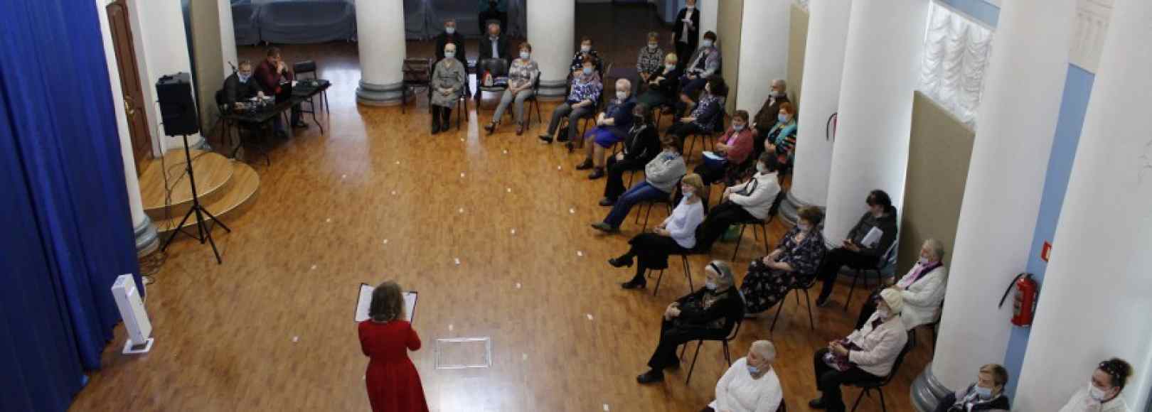 Фотография фойе ЦК Эльмаш имени Глазкова Ю.П Фойе (Колонный зал)