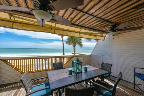 Фотография гостевого дома Fanta-Sea on the Beach 49 by Beachside Management