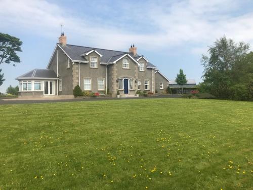 Фотография гостевого дома Drum Manor