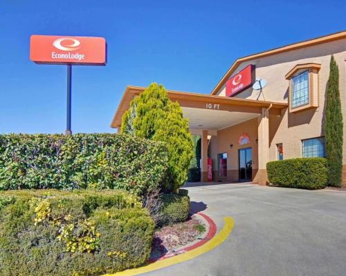 Фотография гостиницы Econo Lodge Decatur