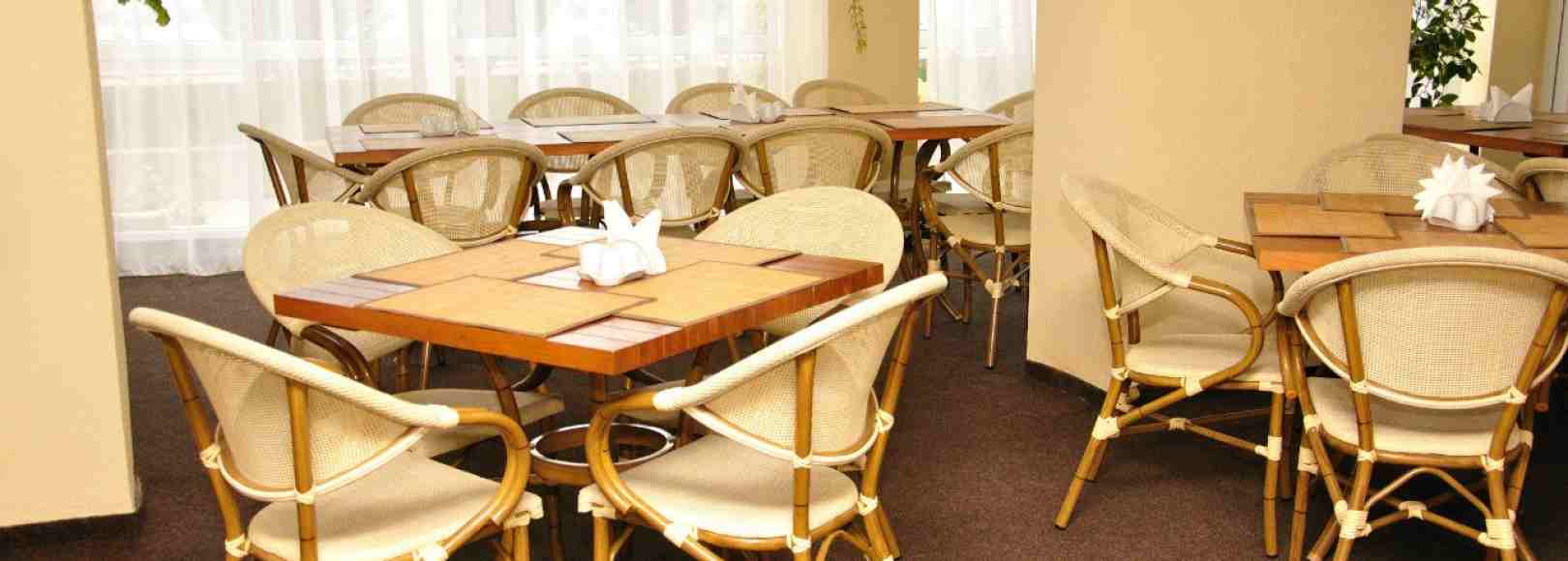 Фотография банкетного зала Сербест