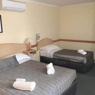 Фотографии мотеля 
            Warwick Vines Motel