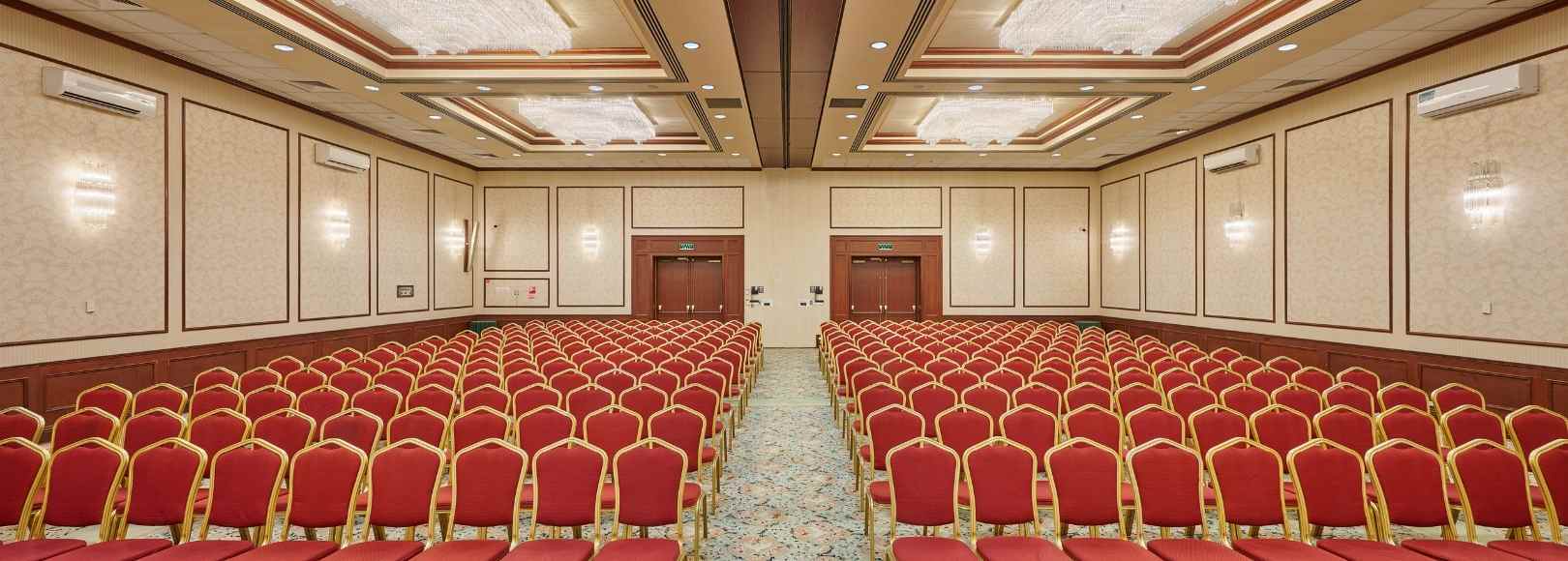 Фотография конференц-зала Петровский А+Б