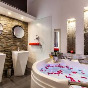 Фотографии апарт отеля
Komorowski Luxury Guest Rooms