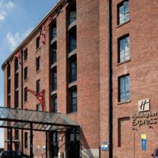 Фотографии гостиницы 
            Holiday Inn Express Liverpool-Albert Dock, an IHG Hotel