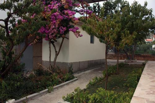 Фотография гостевого дома Apartments by the sea Poljica, Trogir - 5199