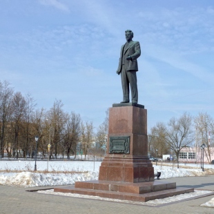 Фотография памятника Памятник М. И. Калинину