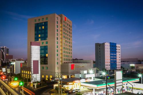Фотография гостиницы Fiesta Inn Periferico Sur