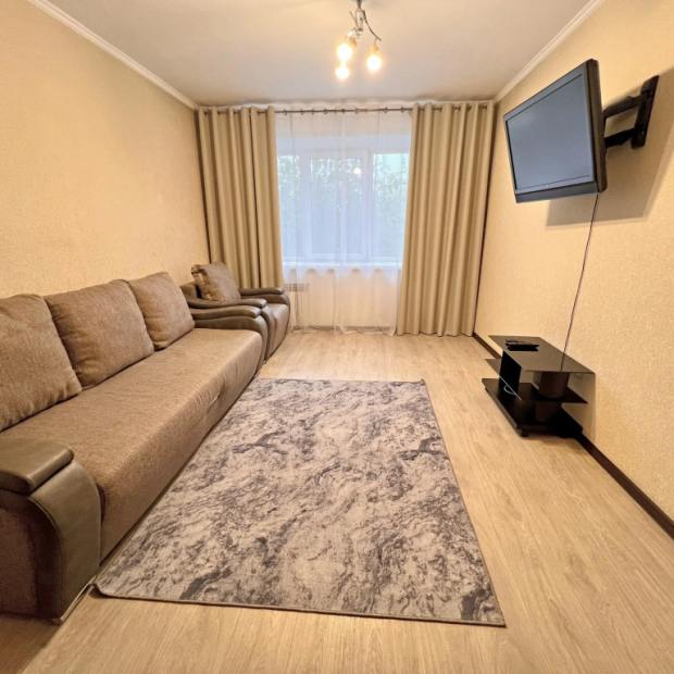 Фотографии квартиры 
            Апартаменты Сутки Как Дома на Народной 68