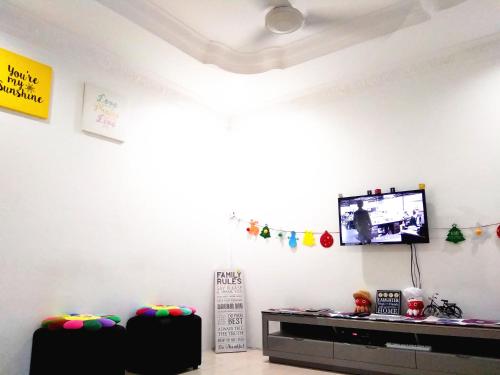 Фотография гостевого дома H Homestay Sibu - 100Mbps Wifi, Full Astro & Private Parking!