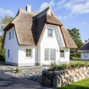 Фотография гостевого дома Holiday Home Fuhlendorf - DOS05106j-F