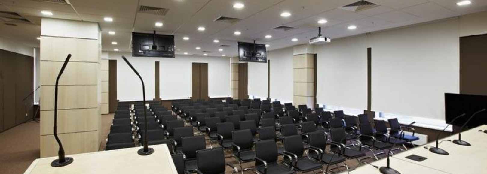 Фотография конференц-зала Конференц-зал в БЦ Континент