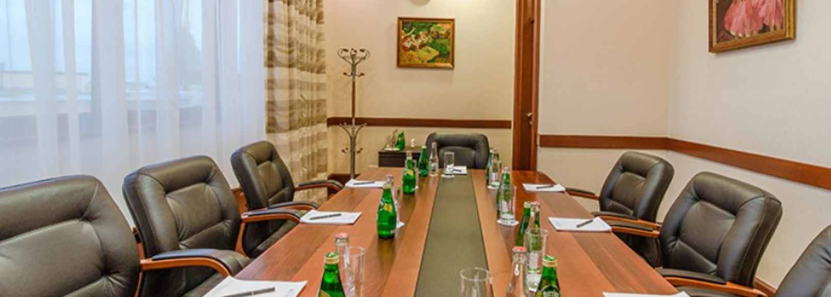 Фотография конференц-зала Дега