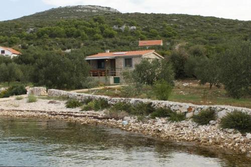 Фотография гостевого дома Seaside house for families with children Cove Sveti Ante, Pasman - 8499