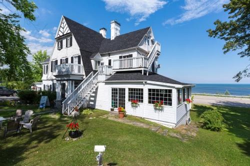 Фотографии мини отеля
Auberge La Marmite